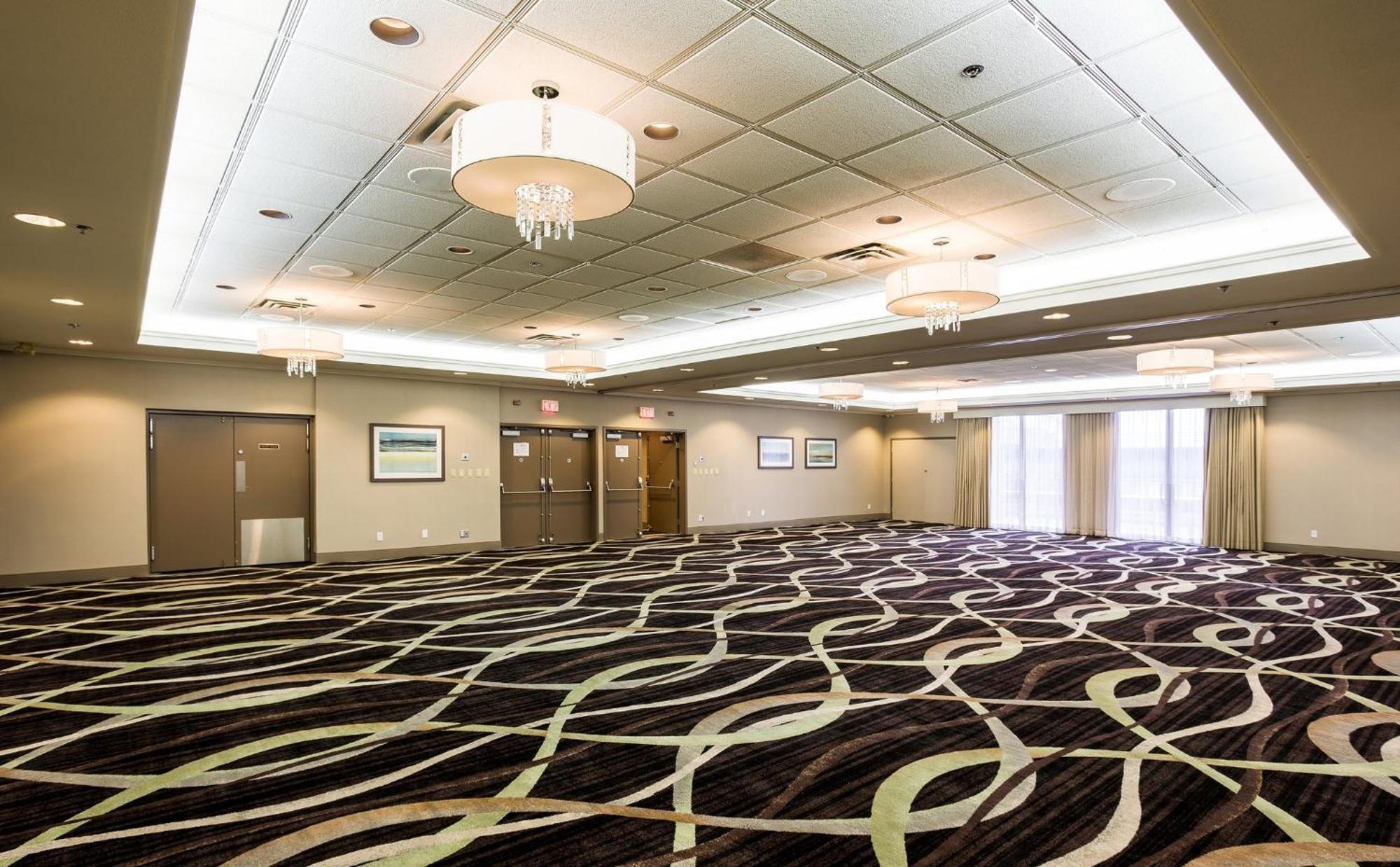 Holiday Inn Express Vancouver-Metrotown Burnaby Exterior photo